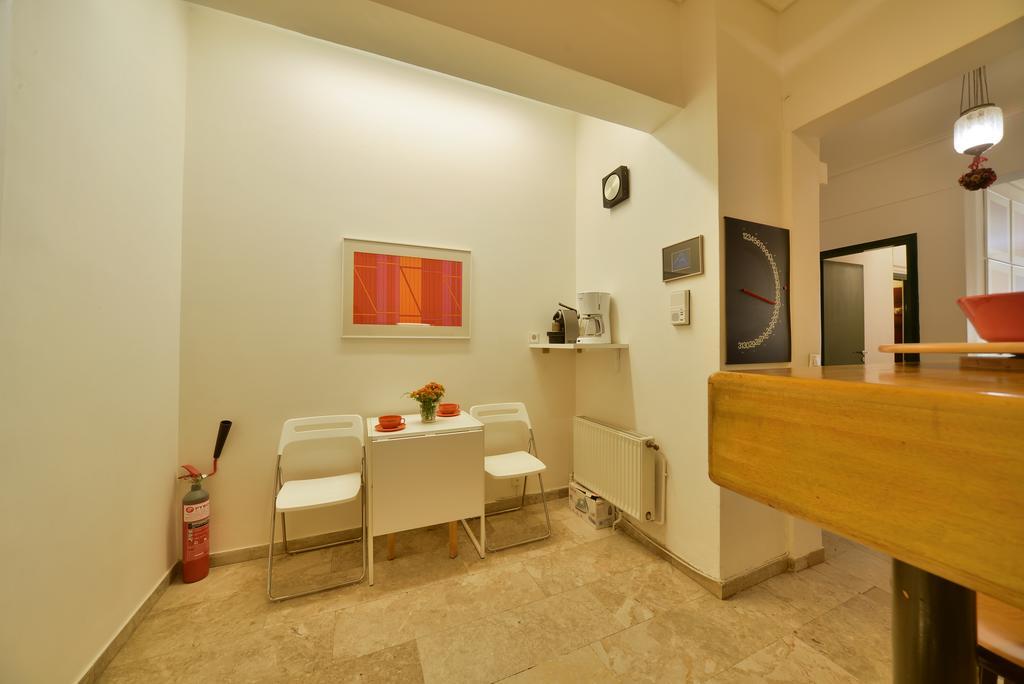 Architect Designer'S Apartment In Kolonaki Athens Exterior photo